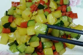 家常炒三丁，好吃有窍门，跟着步骤做，简单美味，鲜香开胃又下饭图片