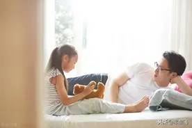 女儿进入青春期爸爸应该注意什么图片