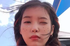 「MV」 IU(아이유) _ Blueming图片