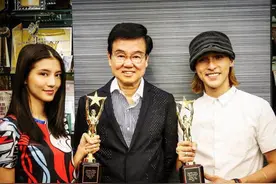 19岁缠身价30亿林峰，被其父看穿“伪装”，今傍上百亿“太子爷”图片