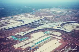 成都天府国际机场“最新”航拍画面图片
