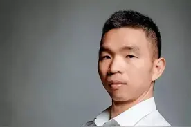 从私人教练到上市公司董事长，他用10年时间，"逆袭"成为行业"领头羊"！图片