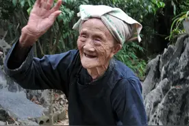 95岁老人血管仅60岁，她的秘诀不是多吃素，而是常做这3件事图片
