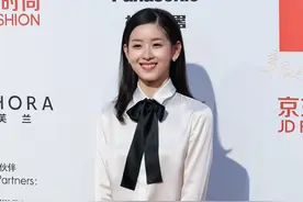 奶茶妹妹章泽天：事到如今，她到底是输是赢图片