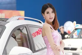 汽车美容行业逐渐兴起，企查查数据今年上半年相关企业新增5.4万家图片