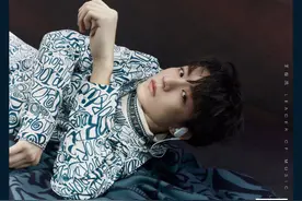 王俊凯《NYLON》五月刊封面大片，DIOR男孩刷封面也是没再客气的图片