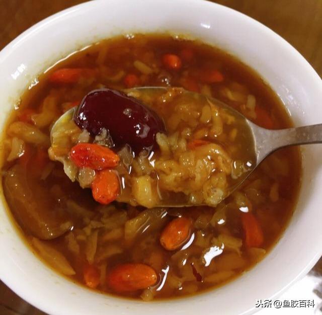 花胶红萝卜粥 红萝卜花胶瘦肉汤的功效