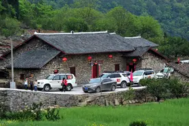 年关将近，农村又开始上演买车潮，借钱也要买，“虚荣心”作祟？图片