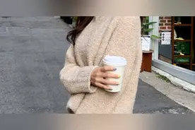 宽松慵懒风毛衣内搭，打底针织衫图片