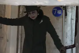 《旋风孝子》包贝尔惨遭亲妈坑 行李箱里装”活人“图片