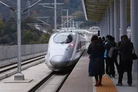 票价全公开！昆明到石林18元嵩明24元曲靖59元 昆明—大理明年有望通高铁！图片