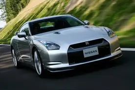 功夫小子释小龙长大了买了百万东瀛战神GTR很霸气图片