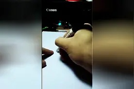 这小伙画的猴萌翻了，谁看了猴年吉祥！图片