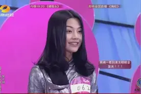 《超级女声》超高颜值选手上场，评委黑楠眼睛都直了视频封面