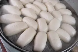 做的馒头为什么起疙瘩，表皮为什么不光滑，包子哥告诉你什么原因视频封面