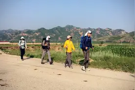 罗新︱走向金莲川⑧：水远沟深山复山图片