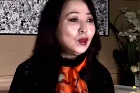 农村真事：50岁大妈嫁给20岁小伙，还生了下了三胞胎视频封面