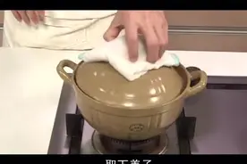 什锦海鲜粥这样做太香了，学会这招，敢称厨神