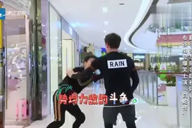 张杰赤裸裸的宣战！两次滑到在地被rain撕掉名牌，杰哥好可惜啊视频封面