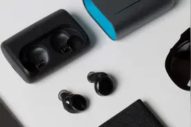 Bragi推出Dash Pro实时翻译，实现自由交流！视频封面