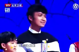 11岁男孩自弹自唱贝加尔湖畔，简直逆天了图片