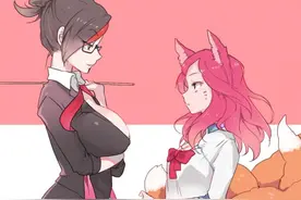 阿狸这羡慕的小眼神，莫非也想要剑姬的胸！图片