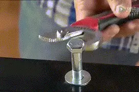 万能扳手，机械人的必备工具！图片