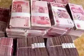 滴滴一月送返近100部手机 司机空驶数公里送还现金图片