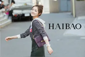 林允东京街头游走 夏日清新风少女感十足图片