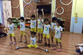 开学首日 这个幼儿园的新生为啥不哭也不闹？图片