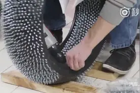 如果被这种轮胎压到脚会怎样？视频封面