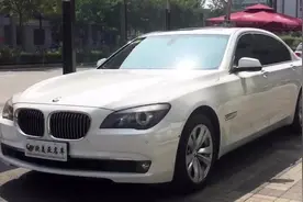 蓝白框，宝马家族中的豪华轿车——宝马730