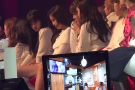 A-PINK成员们台下看剧集反应 鹿晗也参与这部剧视频封面