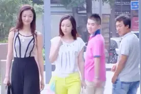丑女因外貌丑 没人追 通过精心打扮 瞬间成了10分的美女视频封面