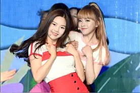 [MD PHOTO] 韩国女子组合OH MY GIRL最新迷你专辑showcase图片