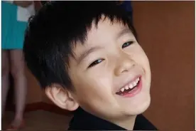 被顶顶萌翻？怪不得最后一档亲子节目《妈妈是超人》赚大发了！图片