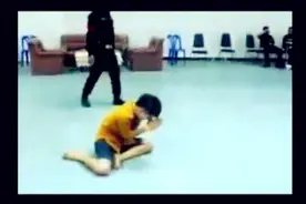 爆笑！在泰国征兵现场靠抽签决定！有人兴奋有人崩溃！图片