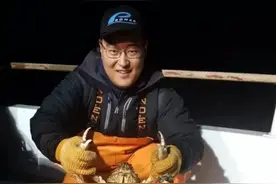 加州华人热衷捕龙虾 乐享“渔夫”生活图片
