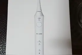 Panasonic 松下 EW-DE22 电动牙刷开箱图片
