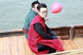 《极限挑战2》引燃荧屏 “欢乐松鼠”王迅玩转三国图片