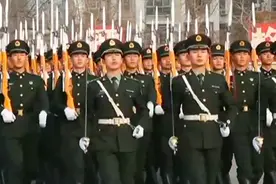 揭秘！“国家名片”中国人民解放军仪仗队如何练成？