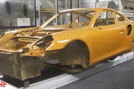 来参观保时捷无人喷涂车间 这款车价值三百多万 全球只生产500台视频封面