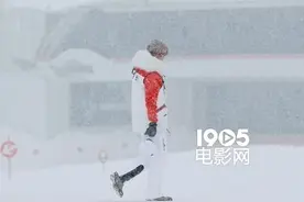 跑男团解锁因斯布鲁克 成员录节目鹿晗却在拍画报图片