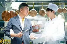 张艺兴的小舌头到底会对孙红雷干嘛？图片