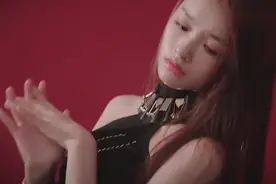 被指整容遭非议 林允这回换“胸”上热搜