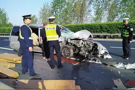 南阳到郑州城际拼车出事故致5人受伤 公司无资质开展营运图片