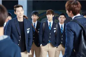 你们班哪个班干部最好看图片