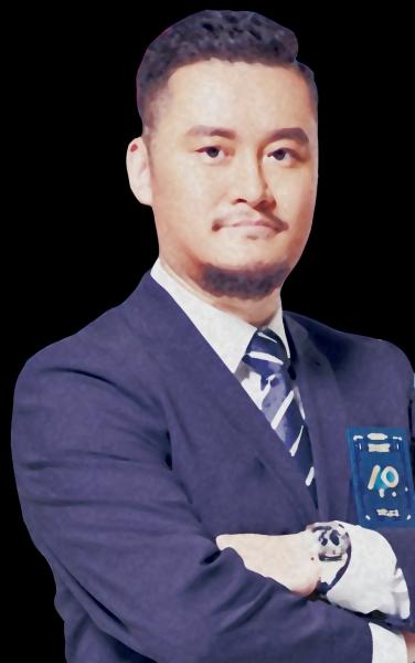 贺炜被球迷戏称为"诗人",他比黄健翔