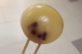 一个人吃饭|丝袜奶茶真的是用丝袜做的——米芝莲图片