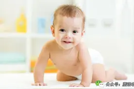 宝宝膝肘关节、颈部、肩部老发出咯噔的声响，是缺钙么？图片